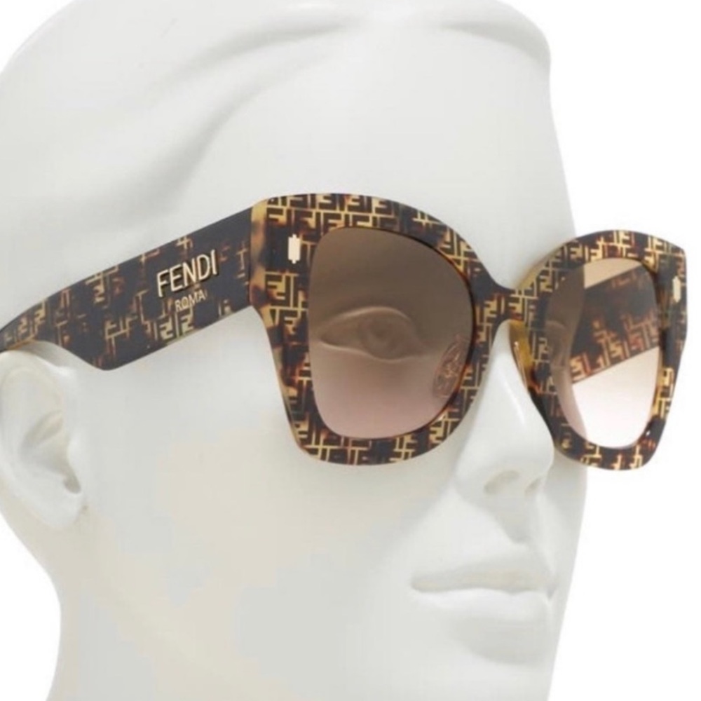 Fendi F Roma Havana logo oversized sunglasses. Like new